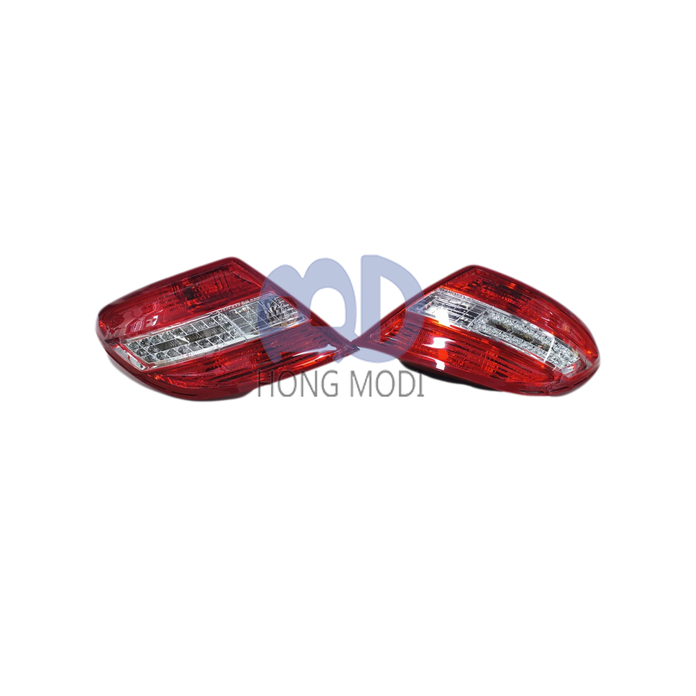 Mercedes W204 C180 C200 C250 C260 C300 C63 C 2007-2014 Class OEM 2048201964 2048202064 LED Taillight